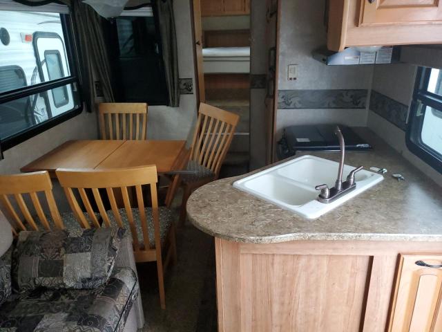 4YDF25224B1531664 - 2011 KEYSTONE SPRINTER WHITE photo 6