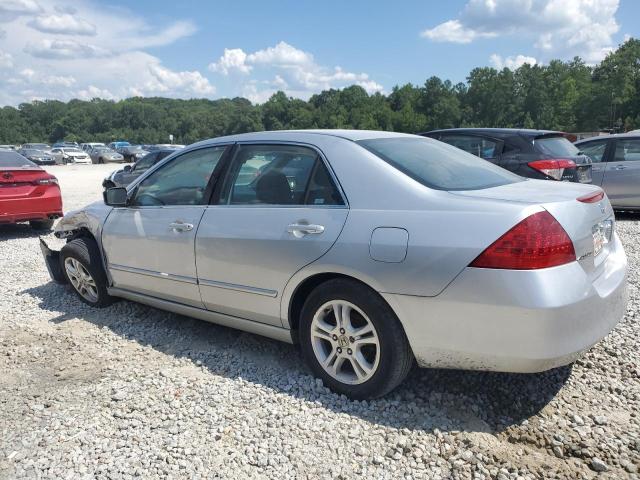 1HGCM56396A128919 - 2006 HONDA ACCORD SE SILVER photo 2
