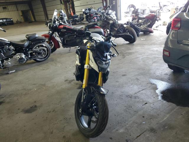 WB30G4306MRA08725 - 2021 BMW G310 R BLACK photo 2