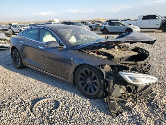 5YJSA1E29JF245095 - 2018 TESLA MODEL S 灰色 照片 4