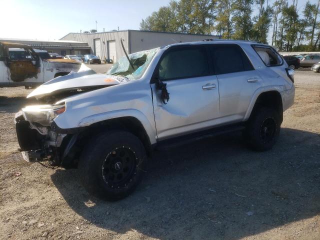 JTEBU5JR6J5547555 - 2018 TOYOTA 4RUNNER SR5/SR5 PREMIUM 银色 照片 1