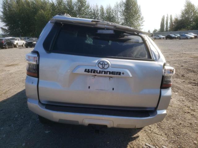JTEBU5JR6J5547555 - 2018 TOYOTA 4RUNNER SR5/SR5 PREMIUM 银色 照片 6