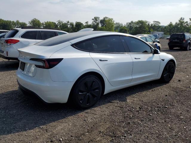 5YJ3E1EB5RF771681 - 2024 TESLA MODEL 3 Weiß Foto 3