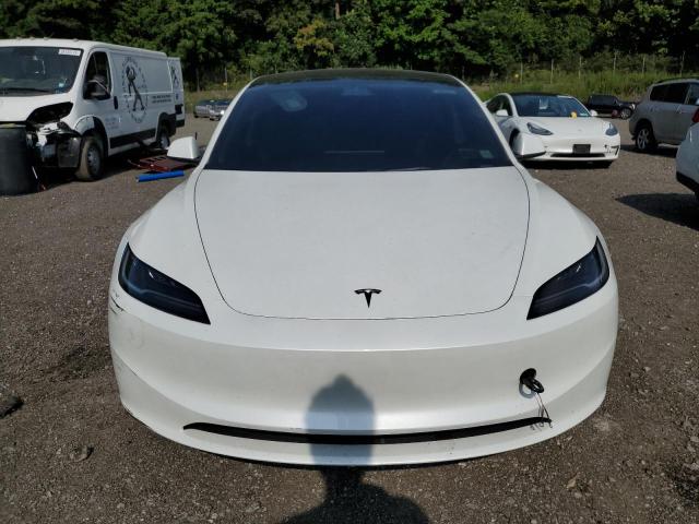 5YJ3E1EB5RF771681 - 2024 TESLA MODEL 3 Weiß Foto 5