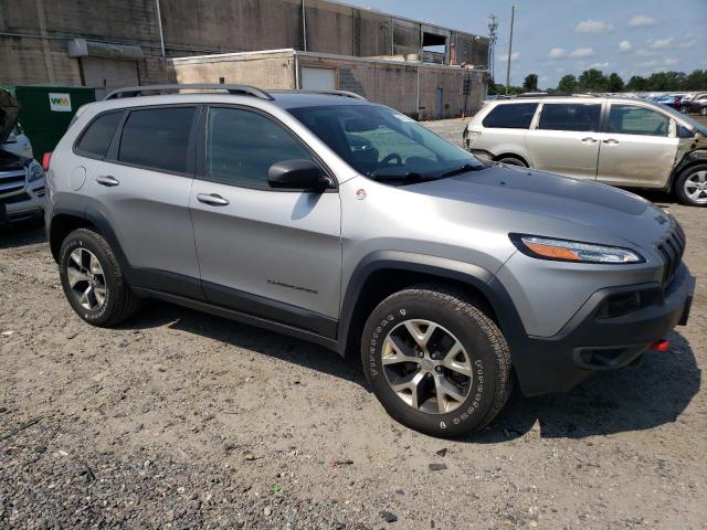 1C4PJMBS6HW618269 - 2017 JEEP CHEROKEE TRAILHAWK SILVER photo 4