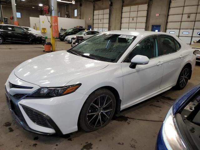 4T1G11BK7PU074627 - 2023 TOYOTA CAMRY SE NIGHT SHADE WHITE photo 1