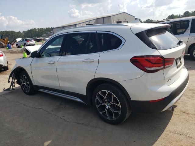 WBXJG9C03L5R57104 - 2020 BMW X1 XDRIVE28I WHITE photo 2