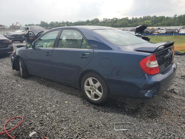 4T1BF30K12U511511 - 2002 TOYOTA CAMRY LE BLUE photo 2