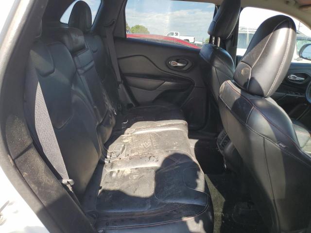 1C4PJMBS8GW146073 - 2016 JEEP CHEROKEE TRAILHAWK WHITE photo 11