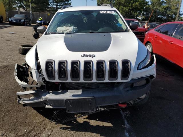 1C4PJMBS8GW146073 - 2016 JEEP CHEROKEE TRAILHAWK WHITE photo 5