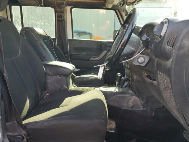 1C4BJWKG3GL245502 - 2016 JEEP WRANGLER U SPORT WHITE photo 7