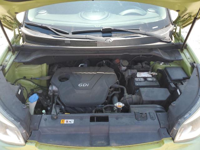 KNDJN2A22F7798051 - 2015 KIA SOUL GREEN photo 12