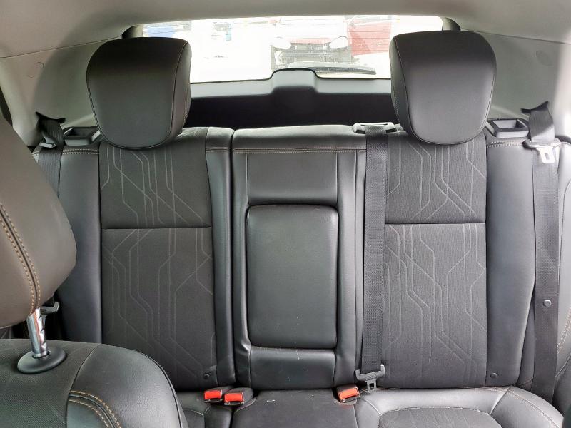 3GNCJLSB7KL225359 - 2019 CHEVROLET TRAX 1LT 银色 照片 10