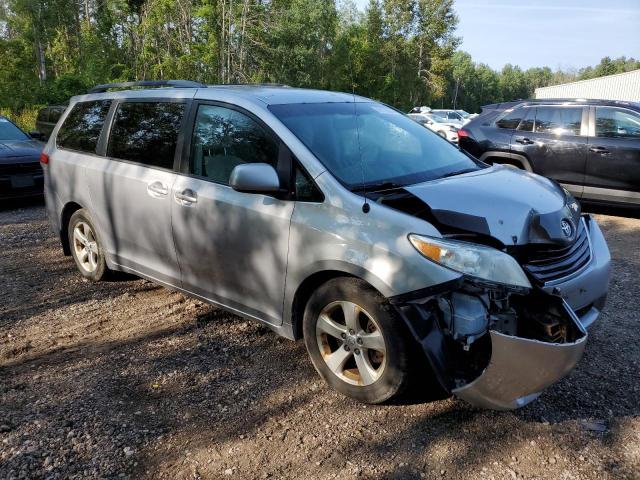 5TDKK3DC4BS086647 - 2011 TOYOTA SIENNA LE SILVER photo 4