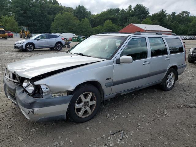 YV1LZ5646W2487285 - 1998 VOLVO V70 XC SILVER photo 1