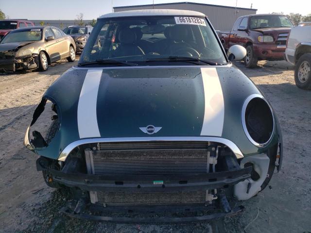 WMWSU3C56DT689162 - 2013 MINI COOPER GREEN photo 5