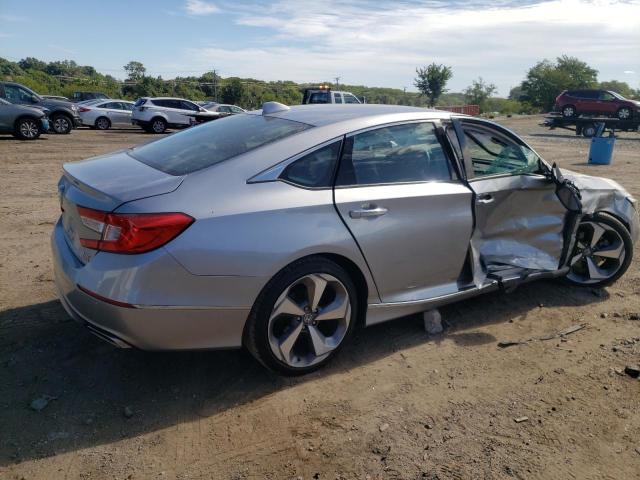 1HGCV2F98LA026376 - 2020 HONDA ACCORD TOURING SILVER photo 3