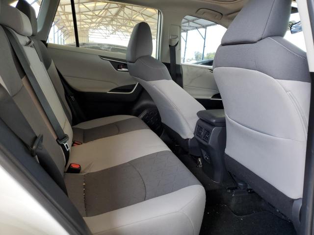 2T3W1RFV9LC068779 - 2020 TOYOTA RAV4 XLE WHITE photo 11