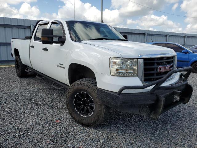 1GTHK33608F178823 - 2008 GMC SIERRA K3500 WHITE photo 4