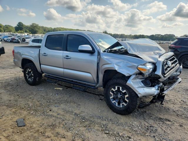 3TYAX5GN1MT017556 - 2021 TOYOTA TACOMA DOUBLE CAB SILVER photo 4