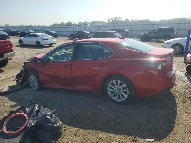 4T1C11AK5PU109052 - 2023 TOYOTA CAMRY LE RED photo 2