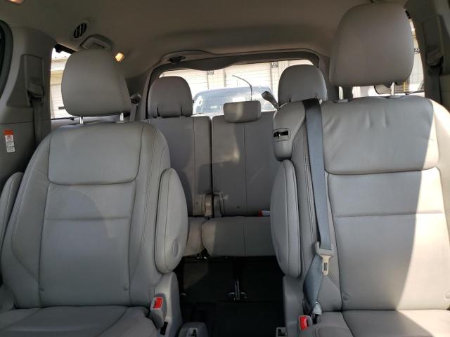 5TDYK3DC2FS680427 - 2015 TOYOTA SIENNA XLE 银色 照片 10