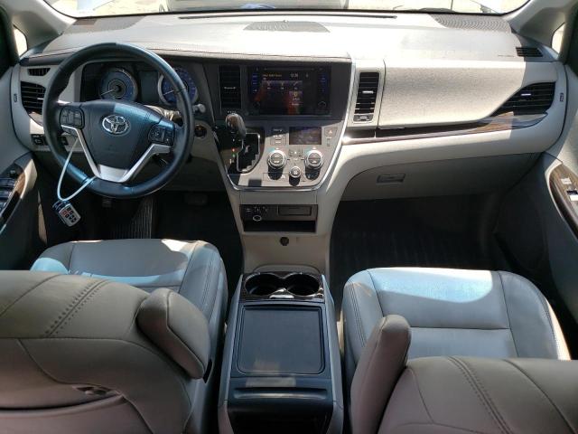 5TDYK3DC2FS680427 - 2015 TOYOTA SIENNA XLE 银色 照片 8