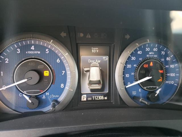 5TDYK3DC2FS680427 - 2015 TOYOTA SIENNA XLE 银色 照片 9