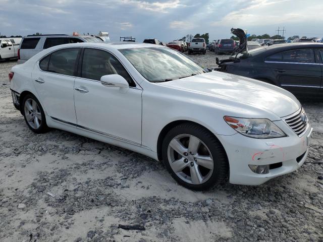 JTHBL5EF8B5104878 - 2011 LEXUS LS 460 WHITE photo 4