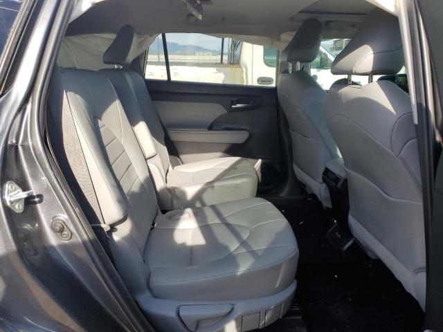 5TDGZRBH4LS011175 - 2020 TOYOTA HIGHLANDER XLE GRAY photo 10