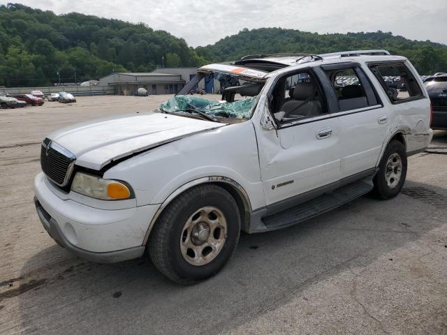 5LMEU27R82LJ04188 - 2002 LINCOLN NAVIGATOR WHITE photo 1