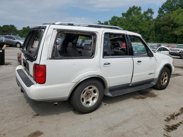 5LMEU27R82LJ04188 - 2002 LINCOLN NAVIGATOR WHITE photo 3