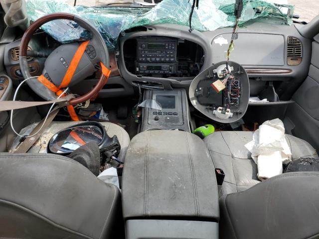 5LMEU27R82LJ04188 - 2002 LINCOLN NAVIGATOR WHITE photo 8