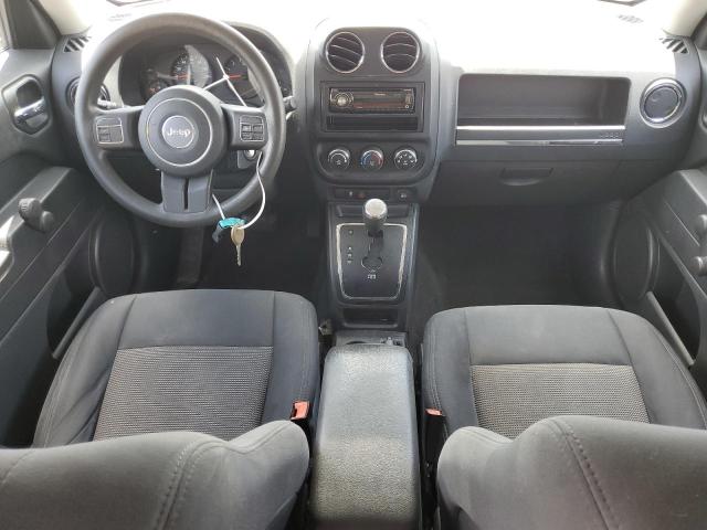 1C4NJPBA9CD642926 - 2012 JEEP PATRIOT SPORT WHITE photo 8