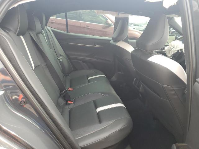 4T1DAACK3SU113997 - 2025 TOYOTA CAMRY XSE ნაცრისფერი ფოტო 10