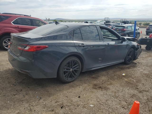 4T1DAACK3SU113997 - 2025 TOYOTA CAMRY XSE ნაცრისფერი ფოტო 3