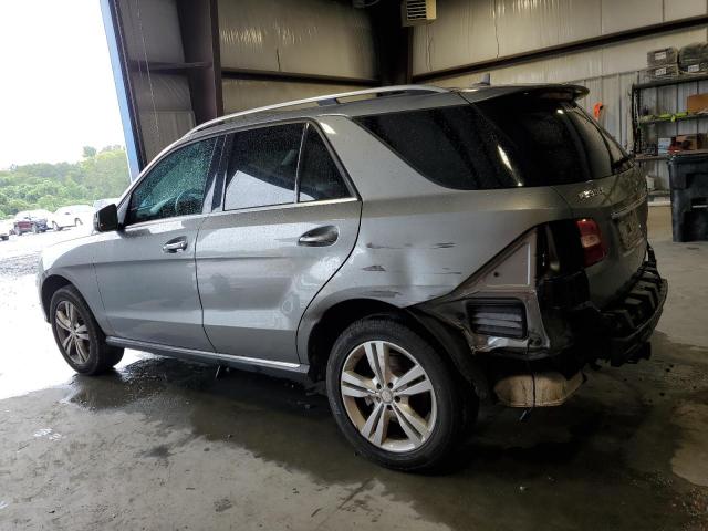 4JGDA5HB1EA306106 - 2014 MERCEDES-BENZ ML 350 4MATIC GRAY photo 2