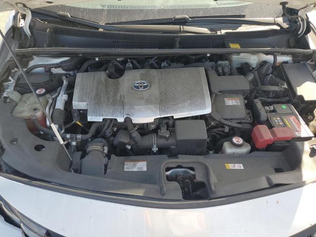JTDKARFP3H3022714 - 2017 TOYOTA PRIUS PRIM WHITE photo 11