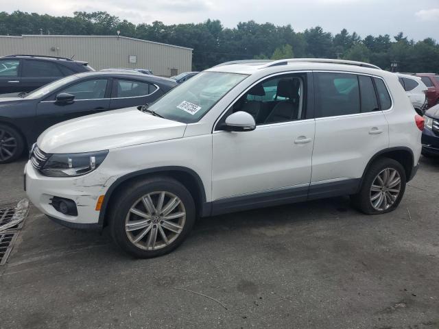 2012 VOLKSWAGEN TIGUAN S, 