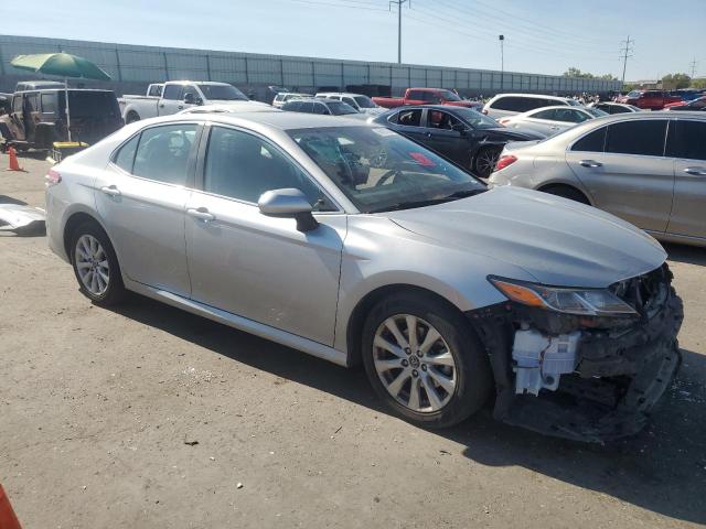 4T1B11HK9KU230709 - 2019 TOYOTA CAMRY L SILVER photo 4