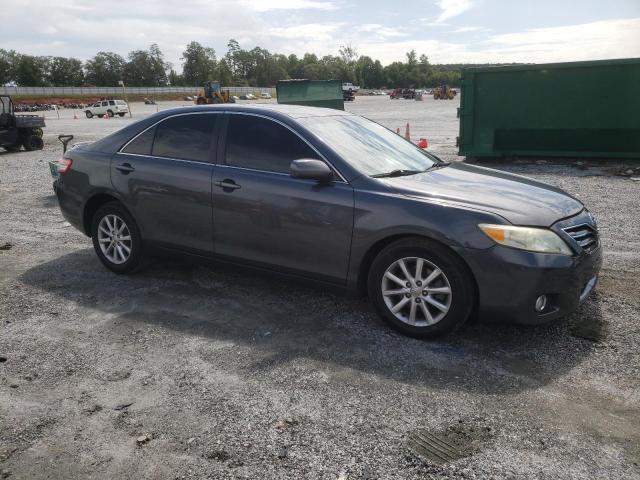 4T1BK3EK8AU103154 - 2010 TOYOTA CAMRY SE GRAY photo 4