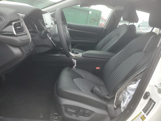 4T1G11AK6RU251673 - 2024 TOYOTA CAMRY SE NIGHT SHADE WHITE photo 7