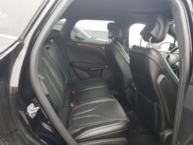 5LMTJ3DH3JUL32450 - 2018 LINCOLN MKC RESERVE BLACK photo 11