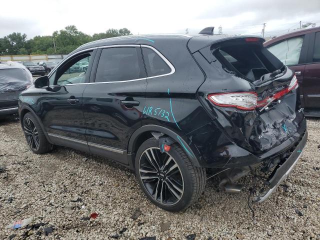 5LMTJ3DH3JUL32450 - 2018 LINCOLN MKC RESERVE BLACK photo 2