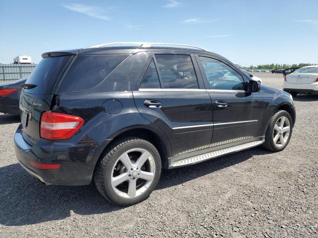 4JGBB8GB8AA582154 - 2010 MERCEDES-BENZ ML 350 4MATIC BLACK photo 3