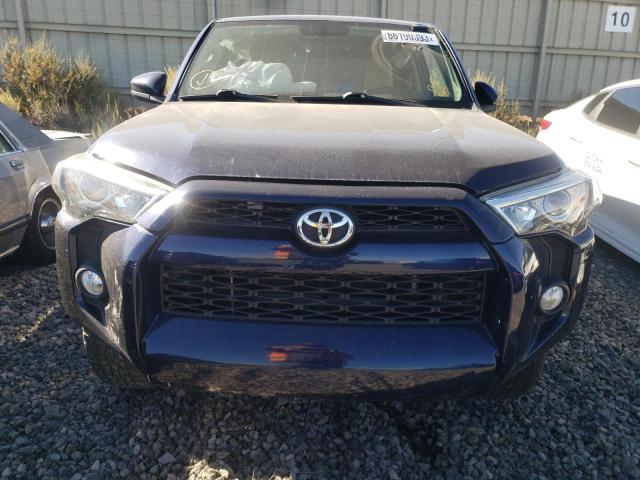 JTEBU5JR3J5521009 - 2018 TOYOTA 4RUNNER SR5/SR5 PREMIUM 蓝色 照片 5