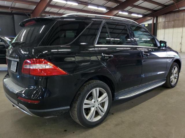4JGDA5HB8CA022906 - 2012 MERCEDES-BENZ ML 350 4MATIC BLACK photo 3