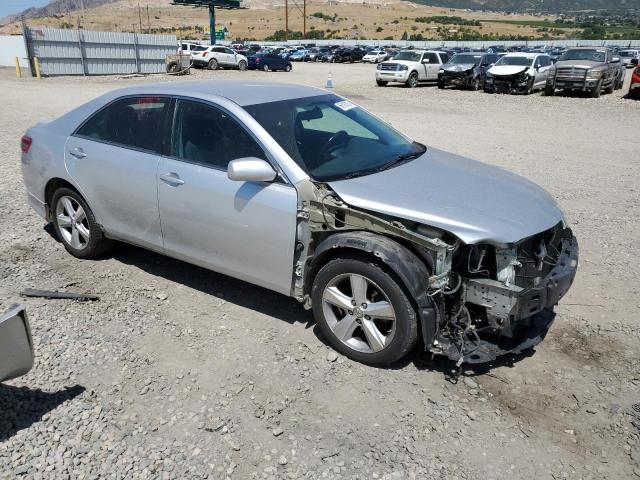 4T1BF3EK5AU066035 - 2010 TOYOTA CAMRY BASE Gümüş foto 4