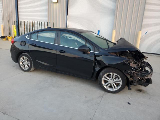 1G1BE5SMXK7112797 - 2019 CHEVROLET CRUZE LT შავი ფოტო 4