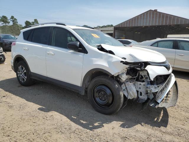 JTMZFREVXJJ209529 - 2018 TOYOTA RAV4 LE Blanc photo 4